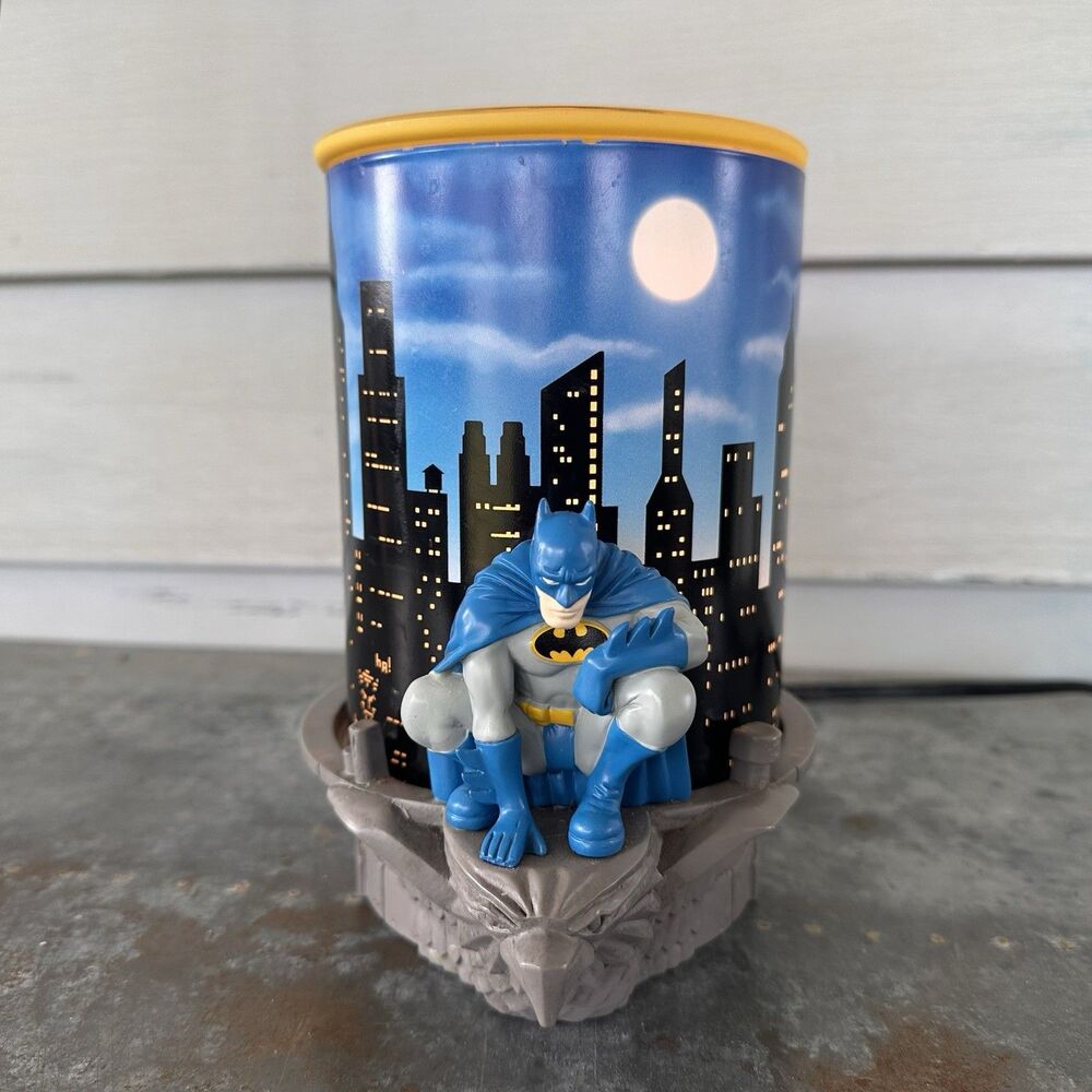Scentsy Batman Bat Signal DC Comics Justice League Wax Full Size Warmer Retired